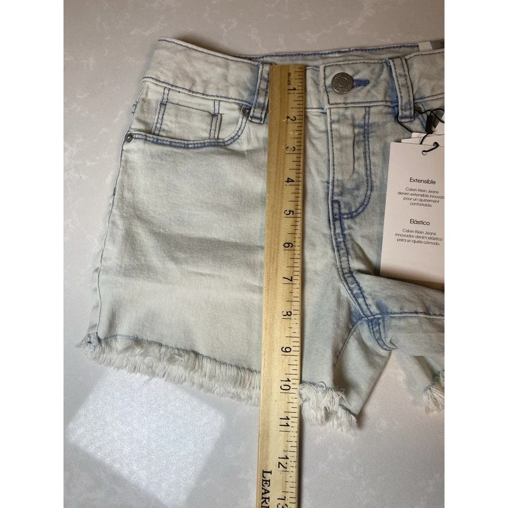 Calvin Klein Jeans Shorts Kids 8 Light Blue NWT Mid Rise Boyfriend Frayed Hem